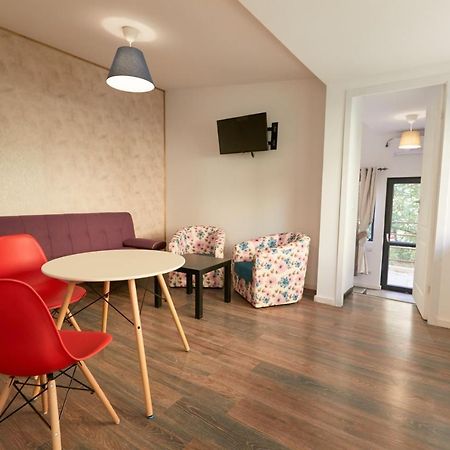 Stanford Aparthotel ブカレスト エクステリア 写真