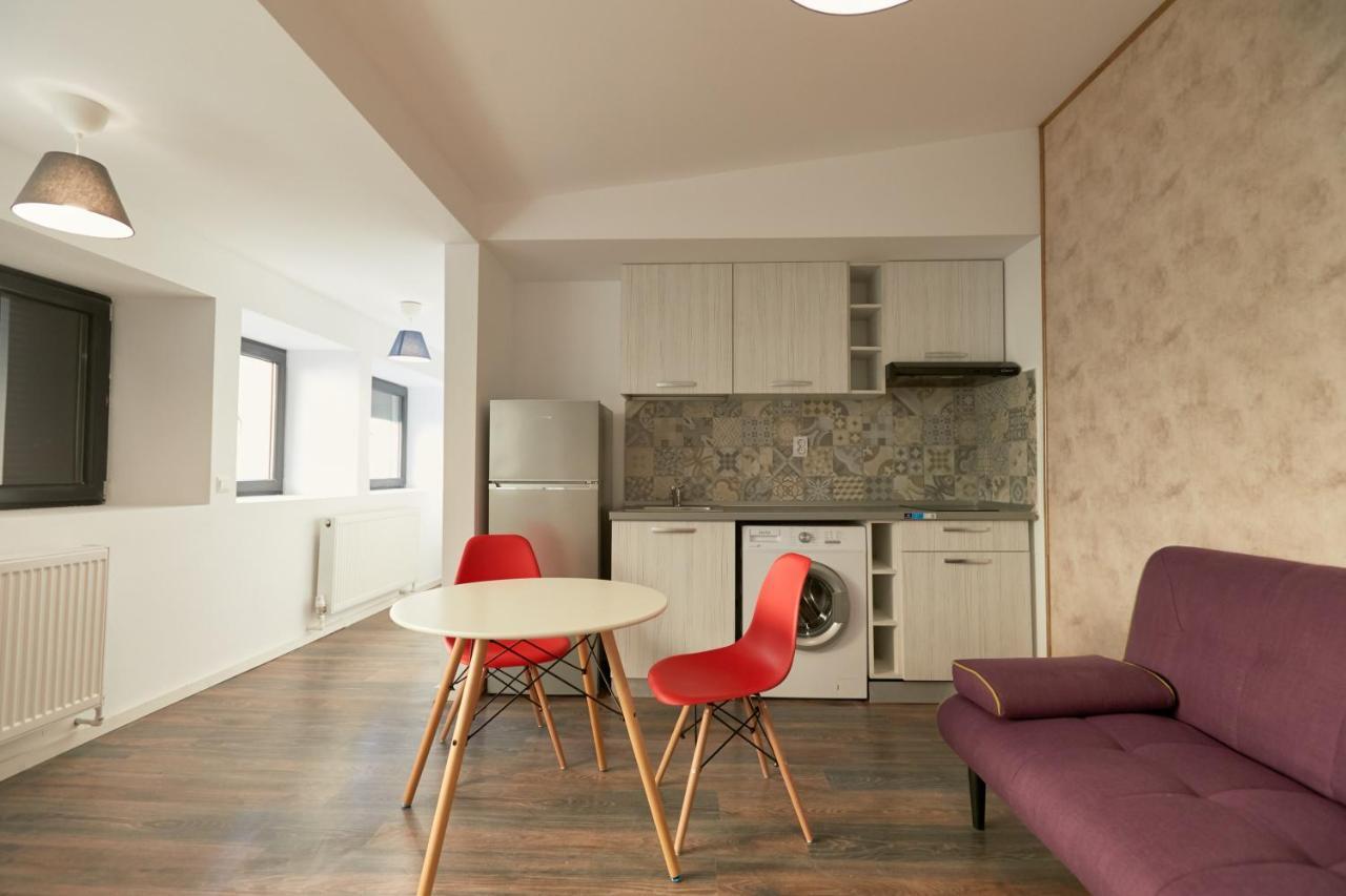 Stanford Aparthotel ブカレスト エクステリア 写真