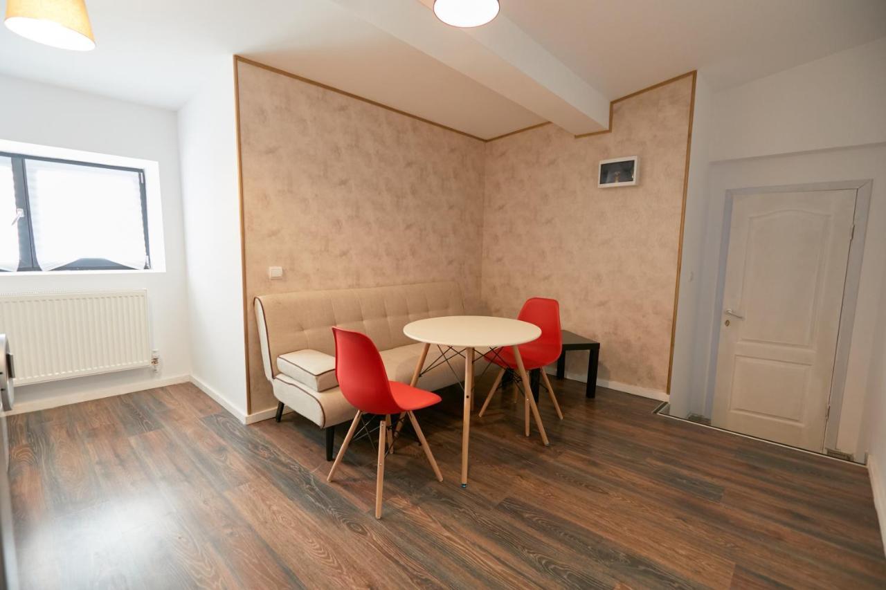 Stanford Aparthotel ブカレスト エクステリア 写真