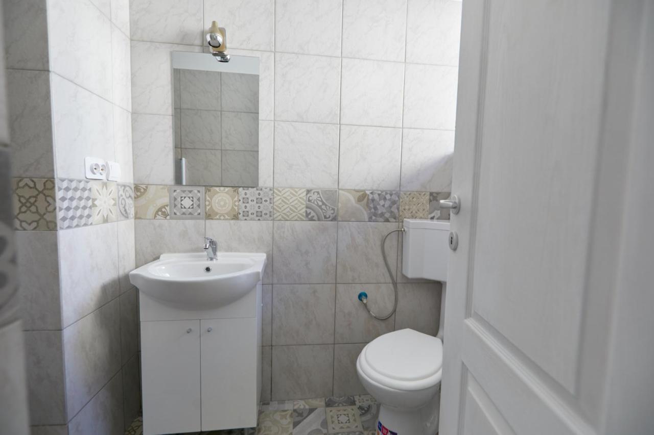 Stanford Aparthotel ブカレスト エクステリア 写真